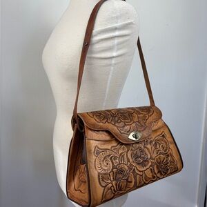 Vintage Large Hand Tooled Western Boho Floral Leather Shoulder Purse Mexico